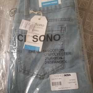 NEW FashionNova Jeans